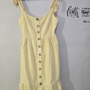 Forever 21 Pale Yellow Button-Front Tie-Shoulder Maxi Dress